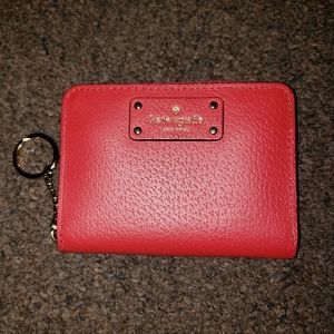 ❤Kate Spade Zip Wallet.